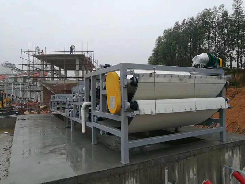 洗沙污泥處理脫水機(jī) 洗沙污泥處理脫水機(jī)