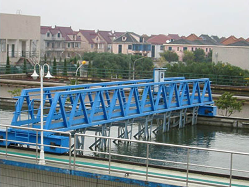 桁車式刮泥機(jī) 桁車式刮泥機(jī)